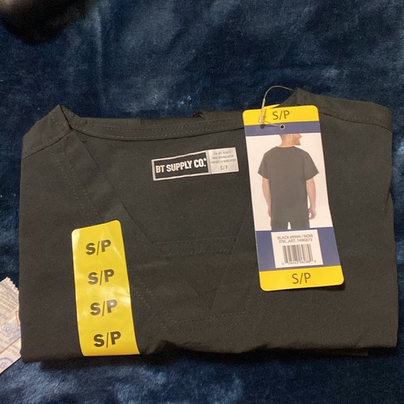 Men's V-Neck Scrub Top, Black, Small - Picture 1 of 8